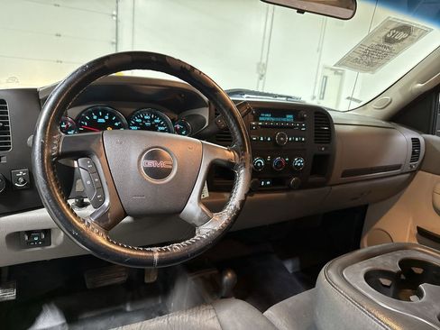 Used 2013 GMC Sierra 2500 W/T w/ Snow Plow Prep Package AWD/4WD image 10