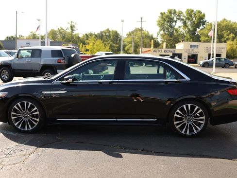 Used 2019 Lincoln Continental Select w/ Continental Climate Package image 8