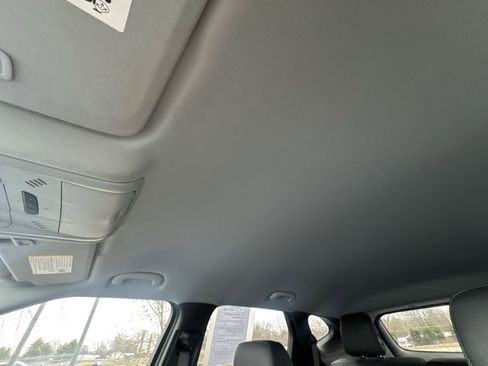 Used 2019 Chevrolet Blazer LT w/ Sound & Technology Package image 22