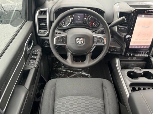 New 2026 RAM 2500 Big Horn AWD/4WD image 35
