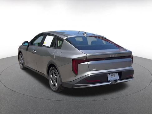 Used 2025 Kia K4 FWD image 11