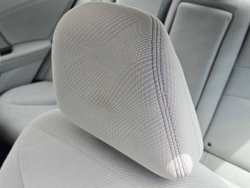 Used 2017 Honda Accord EX image 13
