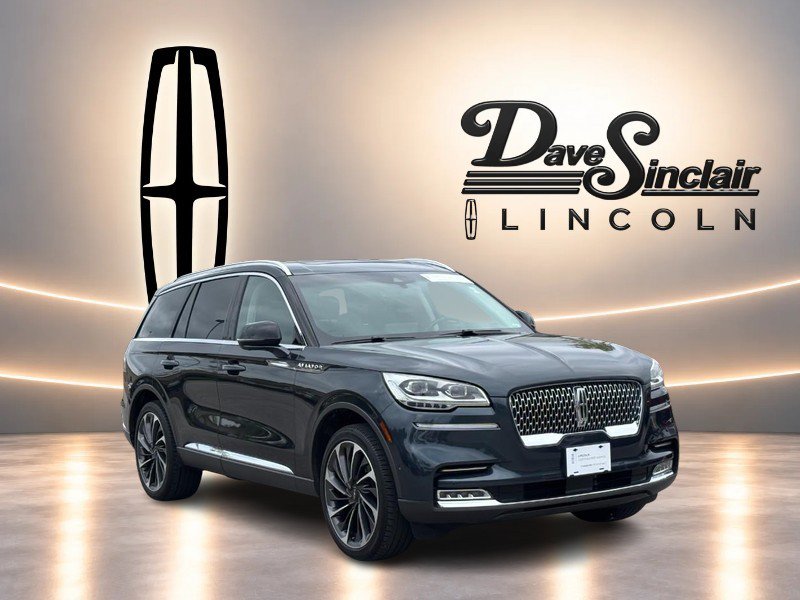 Used 2024 Lincoln Aviator Reserve w/ Equipment Group 201A AWD/4WD image 3