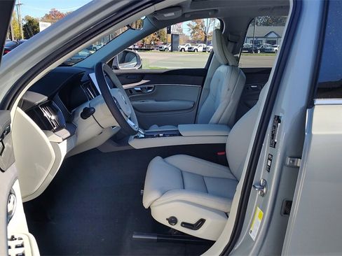 New 2026 Volvo XC90 B6 Ultra image 7