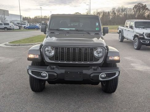 New 2026 Jeep Gladiator Sport image 8