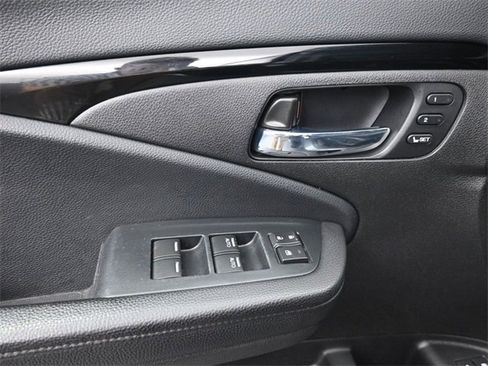 Used 2022 Honda Pilot Touring image 21