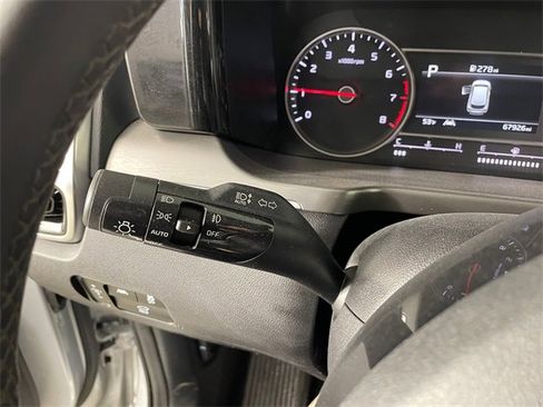 Used 2022 Kia Sorento SX image 12