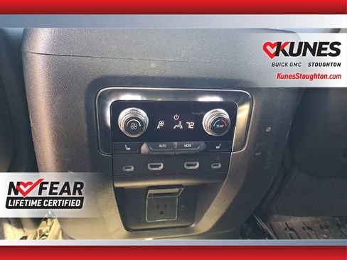 Used 2023 GMC Yukon Denali Ultimate w/ LPO, Floor Liner Package image 35