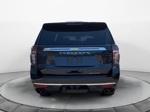 Used 2023 Chevrolet Suburban Premier AWD/4WD image 6