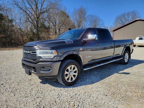 Used 2019 RAM 3500 Laramie image 1