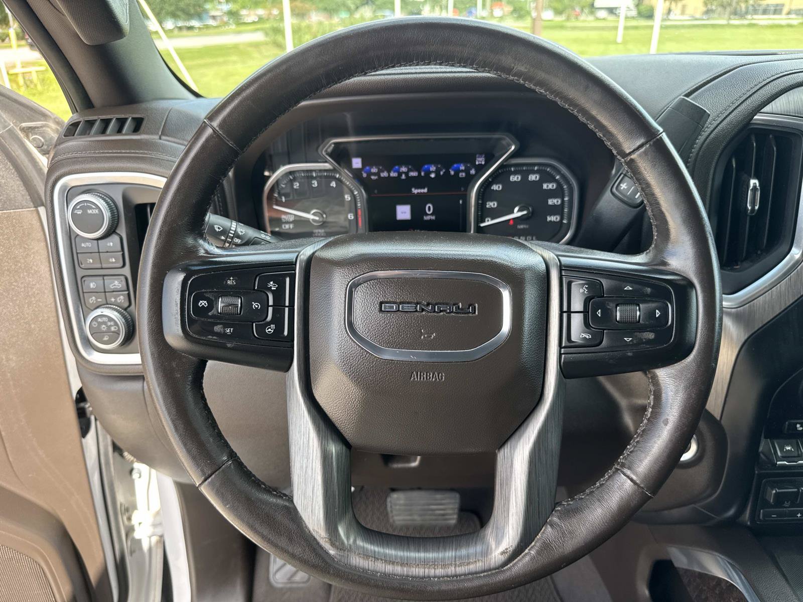 Used 2020 GMC Sierra 1500 Denali w/ Denali Ultimate Package AWD/4WD image 35