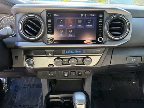 Used 2021 Toyota Tacoma TRD Sport RWD image 30