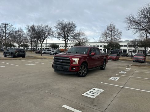 Used 2015 Ford F150 Lariat w/ Equipment Group 502A Luxury image 3