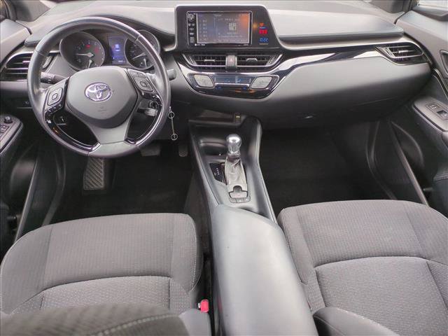 Used 2018 Toyota C-HR XLE FWD image 16