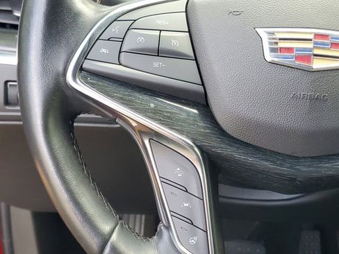 Used 2020 Cadillac XT5 Premium Luxury image 23