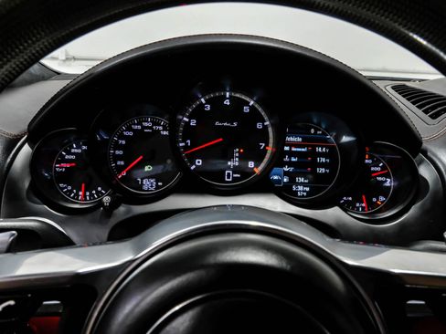 Used 2016 Porsche Cayenne Turbo S image 23