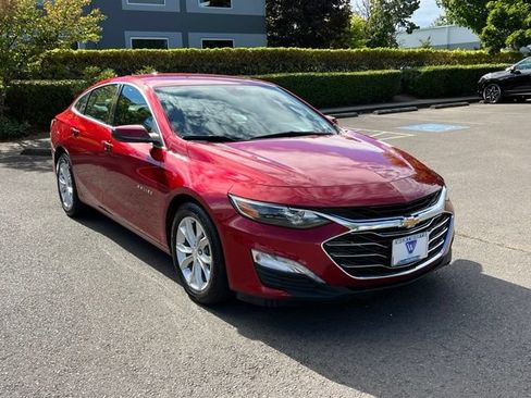 Used 2021 Chevrolet Malibu LT w/ Leather Package FWD image 1