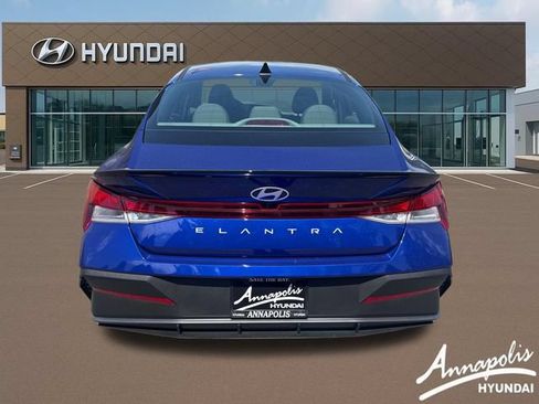Certified 2026 Hyundai Elantra Sport FWD image 4