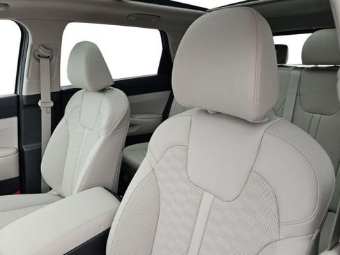 New 2026 Kia Sorento S FWD image 19