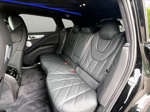 Used 2024 BMW XM AWD/4WD image 21