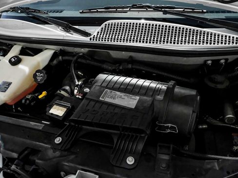 Used 2011 Chevrolet Express 1500 image 54