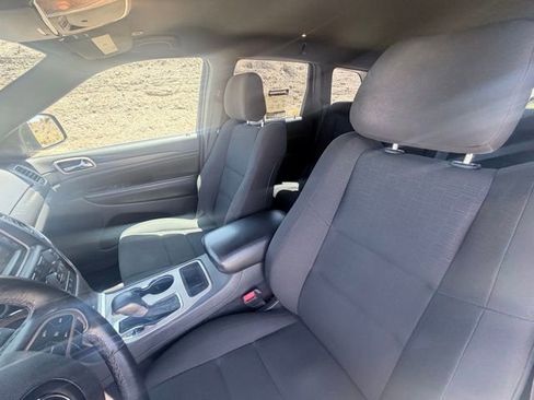 Used 2017 Jeep Grand Cherokee Laredo w/ Quick Order Package 2BE RWD image 22