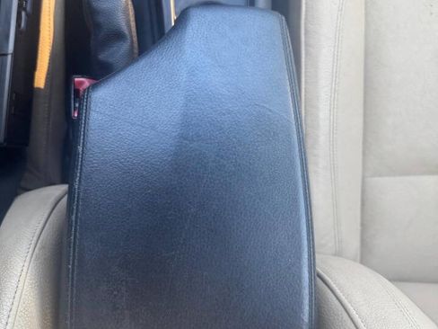 Used 2013 BMW 128i Convertible w/ Premium Pkg image 31