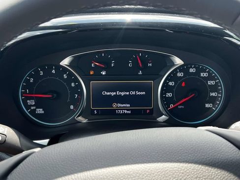 Certified 2023 Chevrolet Traverse LT FWD image 27