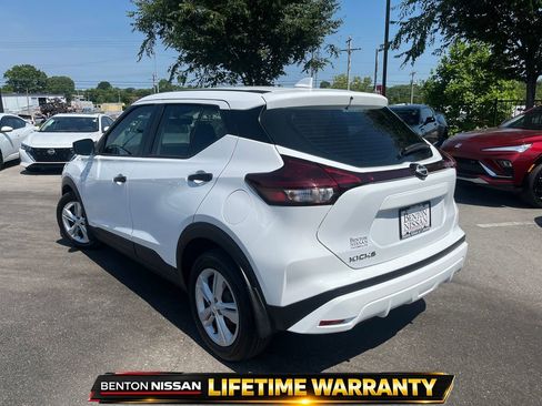 Used 2024 Nissan Kicks S FWD image 6