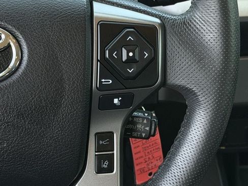Used 2021 Toyota Tacoma SR5 RWD image 15