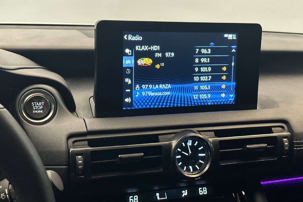 Used 2025 Lexus IS 300 RWD image 17