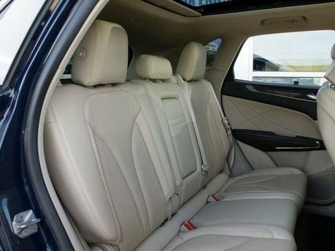 Used 2018 Lincoln MKC Reserve w/ Lincoln MKC Climate Package image 33