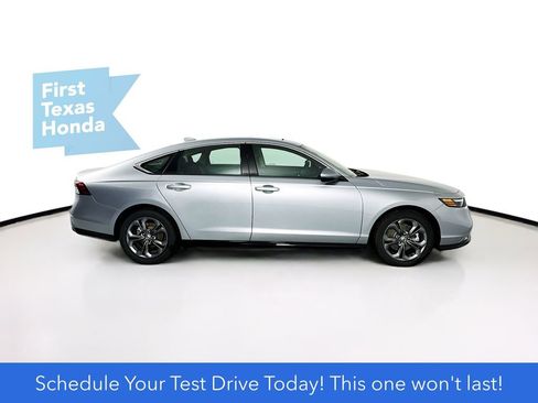 Used 2025 Honda Accord EX-L image 10