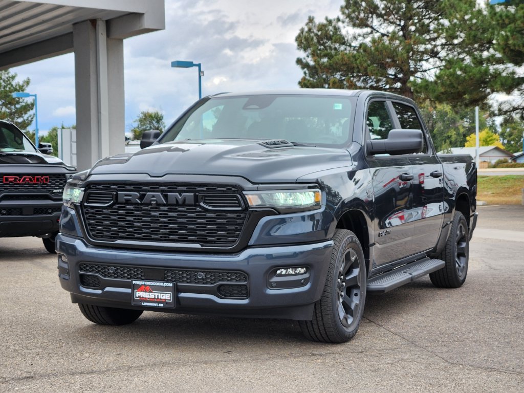 New 2027 RAM 1500 Express AWD/4WD image 4
