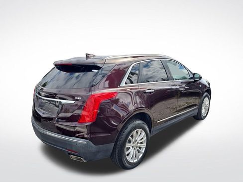 Used 2018 Cadillac XT5 FWD image 3