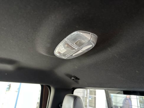 Used 2012 Ford F350 Lariat w/ Chrome Pkg image 30