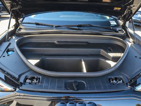 Certified 2025 Audi Q6 e-tron Premium w/ Convenience Package image 29