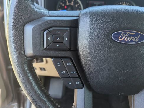 Used 2015 Ford F150 XLT w/ Equipment Group 302A Luxury RWD image 21