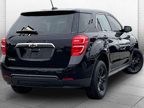 Used 2017 Chevrolet Equinox LS FWD image 13
