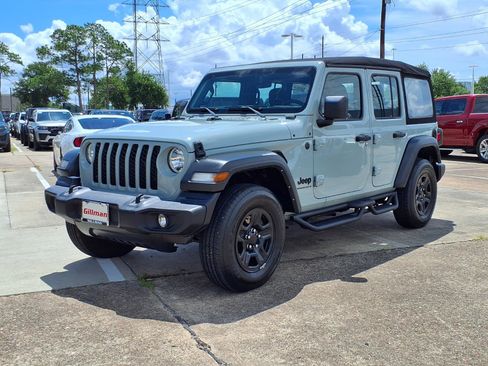 Used 2024 Jeep Wrangler Unlimited Sport AWD/4WD image 24