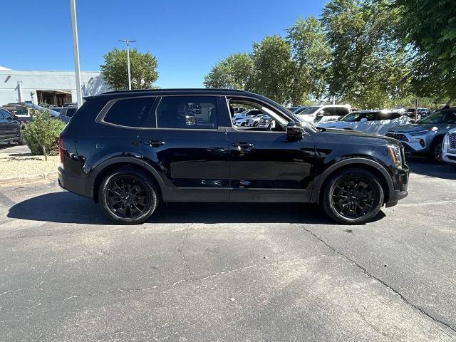 Used 2022 Kia Telluride SX w/ SX Prestige Package AWD/4WD image 2