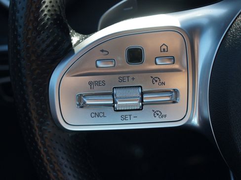 Used 2022 Mercedes-Benz C 300 Coupe image 10