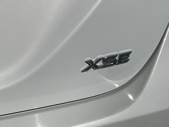 Used 2023 Toyota Camry XSE FWD image 10