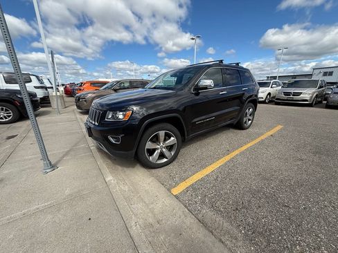 Used 2014 Jeep Grand Cherokee Limited w/ Trailer Tow Group IV AWD/4WD image 11