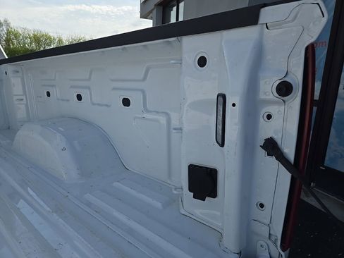 Used 2025 Chevrolet Silverado 2500 LT w/ Convenience Package AWD/4WD image 32