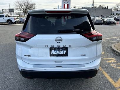 Certified 2025 Nissan Rogue SV
