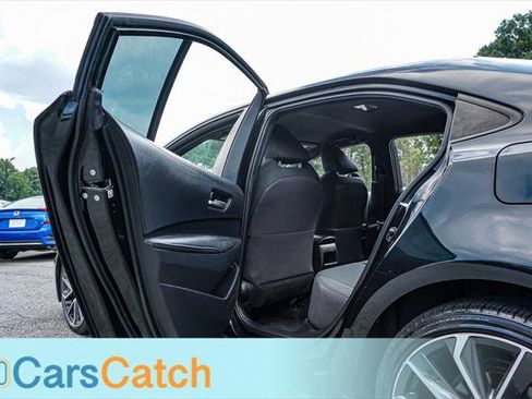 Used 2020 Toyota Corolla SE FWD image 32