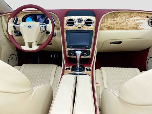 Used 2017 Bentley Continental GT image 21