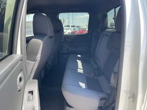 New 2026 Nissan Frontier SV w/ Tow Package image 18