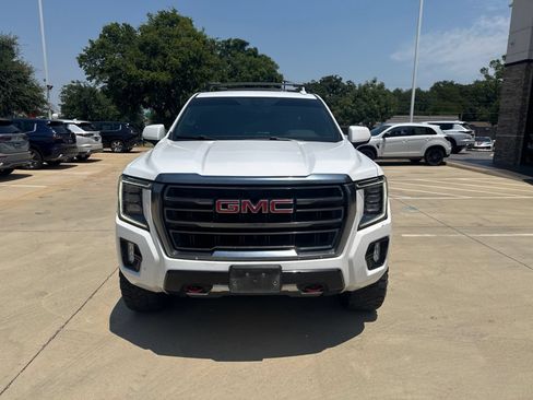 Used 2022 GMC Yukon XL AT4 w/ Max Trailering Package AWD/4WD image 2